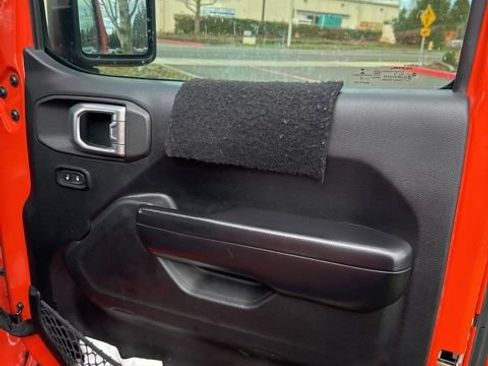 Used 2019 Jeep Wrangler Unlimited Rubicon image 29