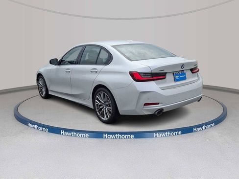 Used 2023 BMW 330i xDrive Sedan w/ Premium Package AWD/4WD image 4