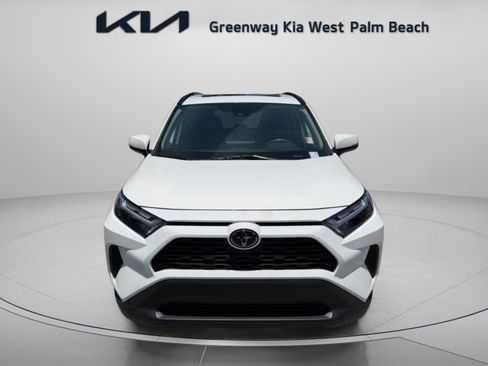 Used 2024 Toyota RAV4 XLE w/ Convenience Package FWD image 2