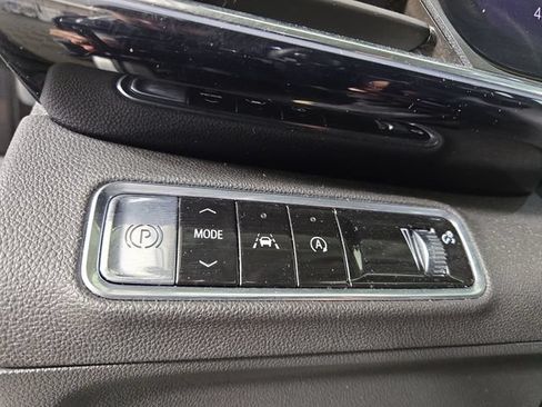 Used 2024 Buick Envision Preferred AWD/4WD image 29