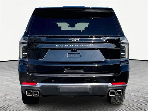 New 2026 Chevrolet Suburban High Country image 5