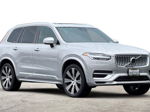 Certified 2023 Volvo XC90 T8 Plus image 11