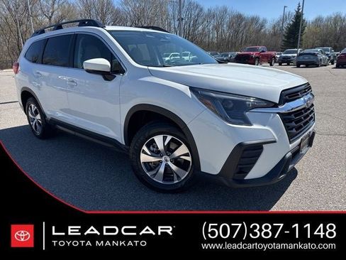 Used 2024 Subaru Ascent Premium w/ Convenience Package AWD/4WD image 1