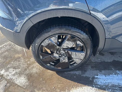 New 2026 Volvo XC40 B5 Ultra w/ Protection Package Premier AWD/4WD image 15