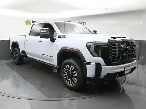 New 2026 GMC Sierra 2500 Denali Ultimate w/ Max Trailering Package AWD/4WD image 2