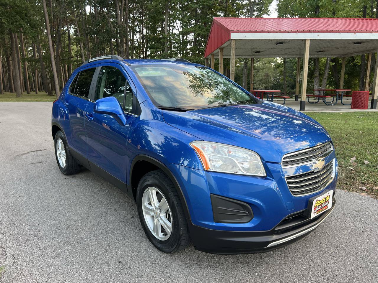 Used 2015 Chevrolet Trax LT w/ LT Sun and Sound Package FWD image 4
