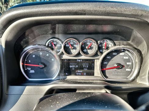 Used 2022 Chevrolet Silverado 2500 LT w/ Convenience Package image 24