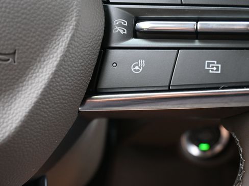 Used 2025 Chevrolet Tahoe LT w/ Comfort Package image 35