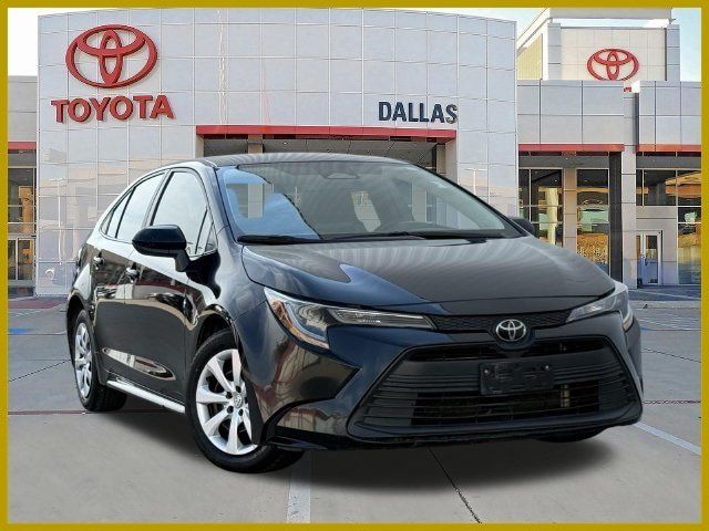 Used 2024 Toyota Corolla LE FWD image 1