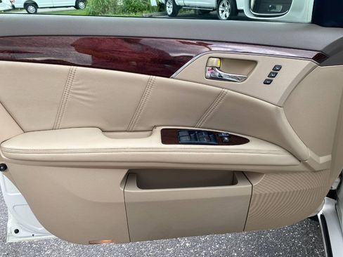 Used 2008 Toyota Avalon Limited FWD image 10