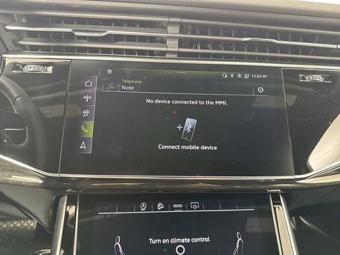 Used 2025 Audi Q7 3.0T Premium Plus w/ Premium Plus Package image 8