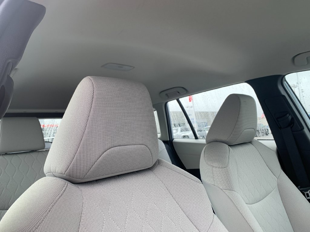Used 2023 Toyota Corolla Cross L AWD/4WD image 19
