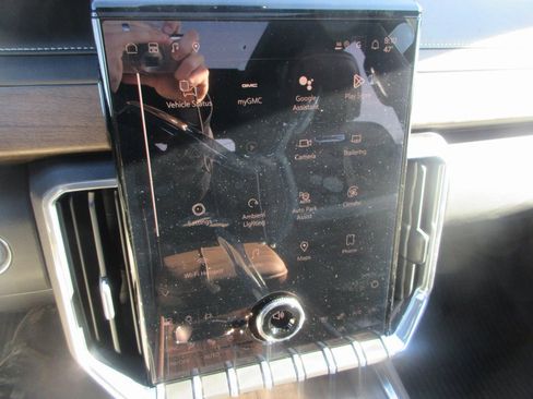 New 2026 GMC Acadia Denali Ultimate image 18