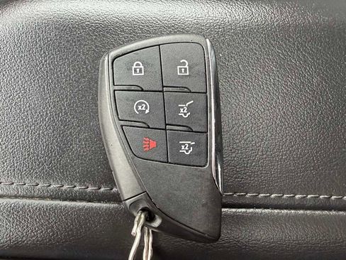 Used 2022 Chevrolet Tahoe Z71 w/ Off-Road Capability Package image 31