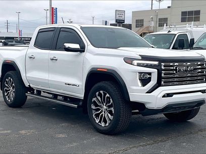 Used 2026 GMC Canyon Denali w/ LPO, Black Badging Package