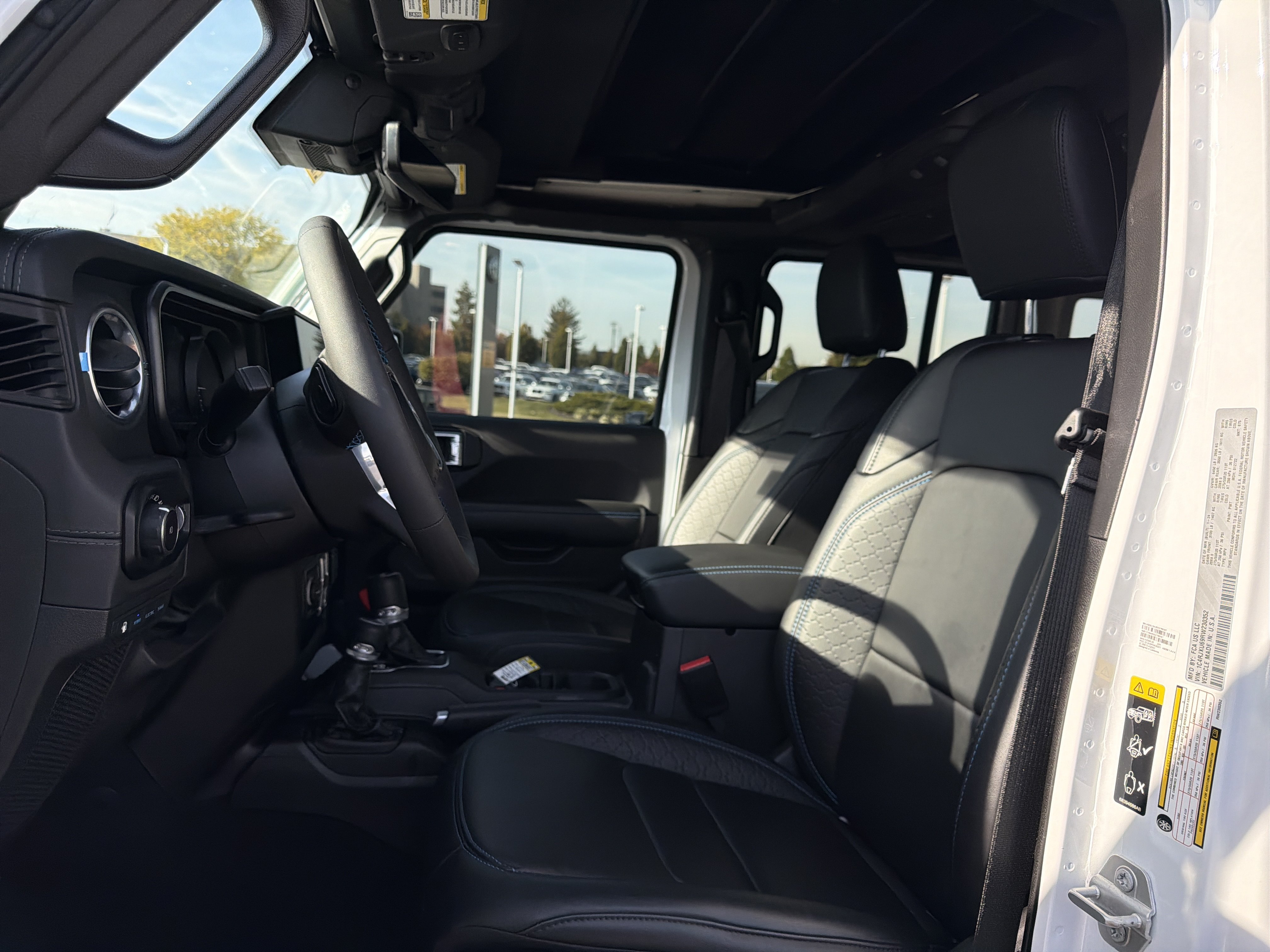 Used 2024 Jeep Wrangler High Altitude AWD/4WD image 12