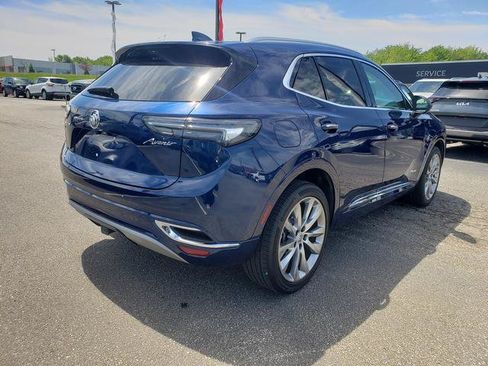 Used 2022 Buick Envision Avenir w/ Technology Package II AWD/4WD image 3