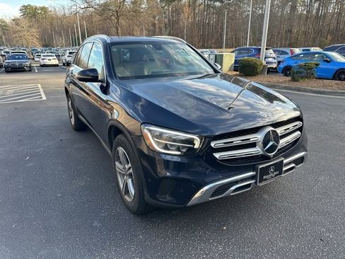 Used 2021 Mercedes-Benz GLC 300 GLC 300 w/ Premium Package image 3