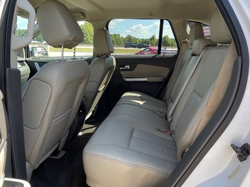 Used 2014 Ford Edge SEL w/ Equipment Group 204A image 32