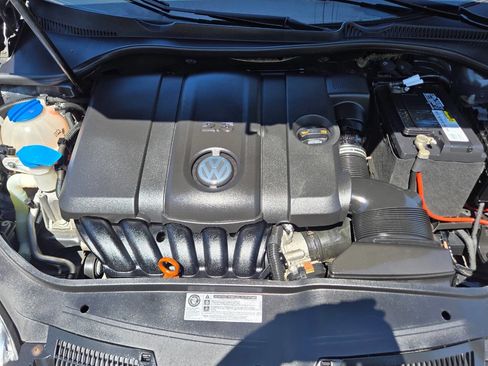 Used 2010 Volkswagen Jetta S image 27