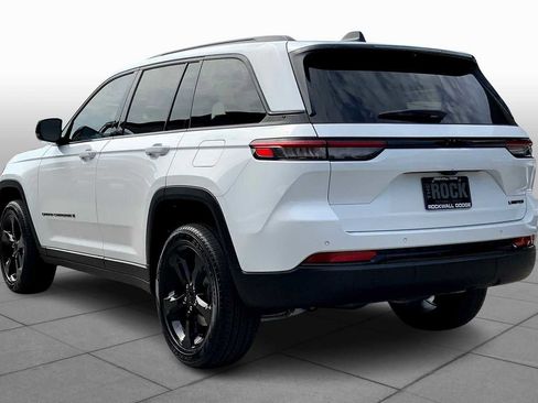 New 2025 Jeep Grand Cherokee Limited w/ Luxury Tech Group II image 10