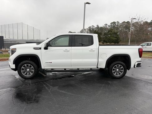Used 2024 GMC Sierra 1500 AT4 w/ Technology Package image 4