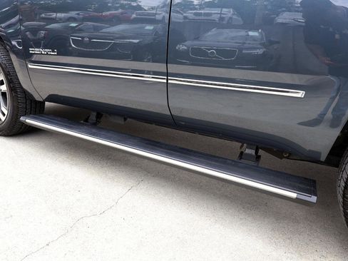 Used 2019 GMC Yukon Denali w/ Denali Ultimate Package AWD/4WD image 37