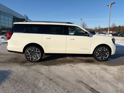 Used 2025 Ford Expedition Max Platinum w/ Platinum Ultimate Package image 11