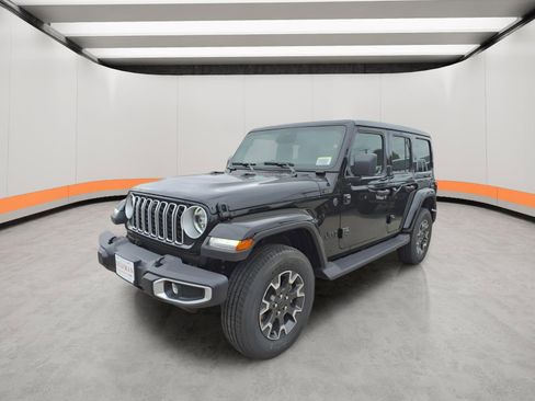 New 2026 Jeep Wrangler Unlimited Sahara AWD/4WD image 3