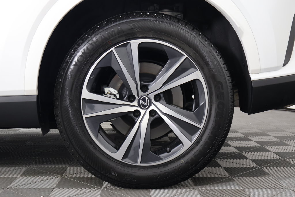 Certified 2024 Lexus RX 350 FWD w/ Technology Package image 16