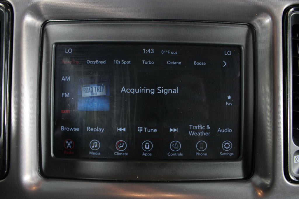 Used 2022 Dodge Challenger SXT w/ Blacktop Package RWD image 6