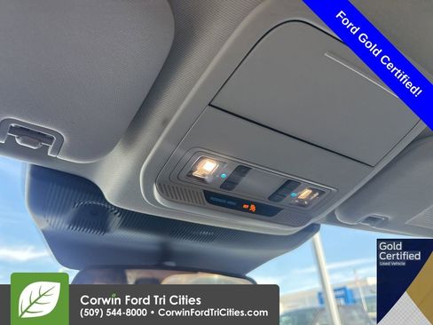 Used 2025 Ford Explorer Active image 10