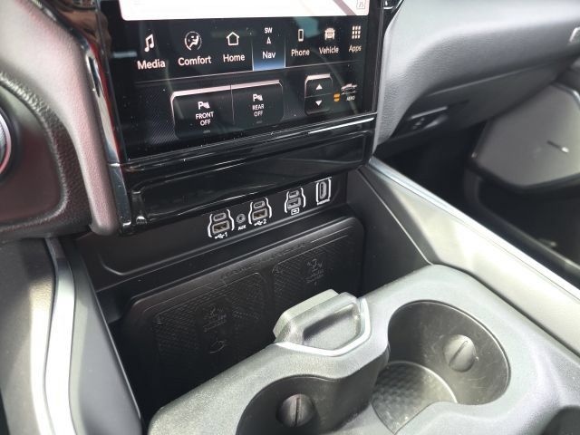 Used 2025 RAM 1500 Laramie w/ Night Edition AWD/4WD image 21