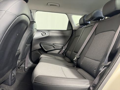 Used 2020 Kia Soul EX FWD image 7