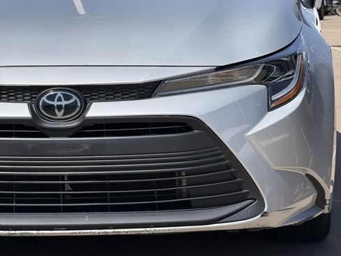 Used 2024 Toyota Corolla LE FWD image 9