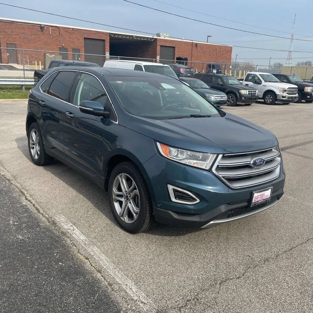 Used 2016 Ford Edge Titanium w/ Equipment Group 302A AWD/4WD image 12