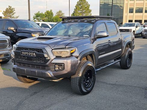 Used 2023 Toyota Tacoma TRD Pro AWD/4WD image 10