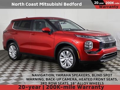 New 2025 Mitsubishi Outlander ES