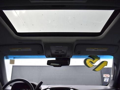 Used 2015 Chevrolet Tahoe LT AWD/4WD image 30