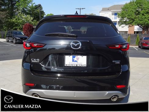New 2025 MAZDA CX-5 Signature image 4