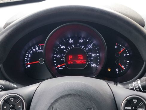 Used 2016 Kia Soul image 31
