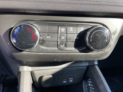 Used 2026 Chevrolet TrailBlazer LS w/ LS Convenience Package image 18