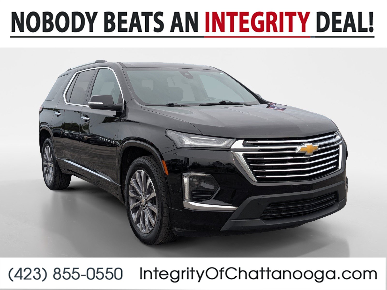 Used 2023 Chevrolet Traverse Premier FWD image 1