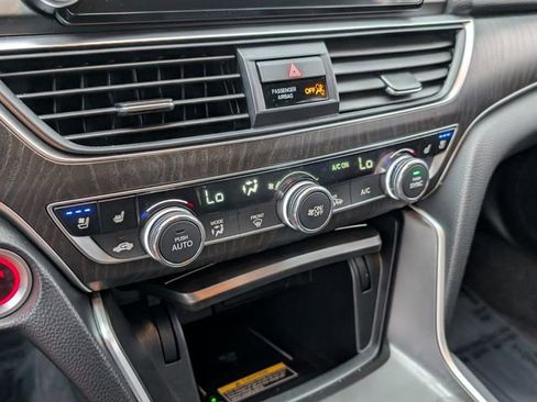 Used 2022 Honda Accord Touring image 30