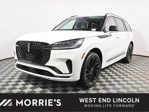 New 2026 Lincoln Aviator Reserve w/ Jet Appearance Package image 1