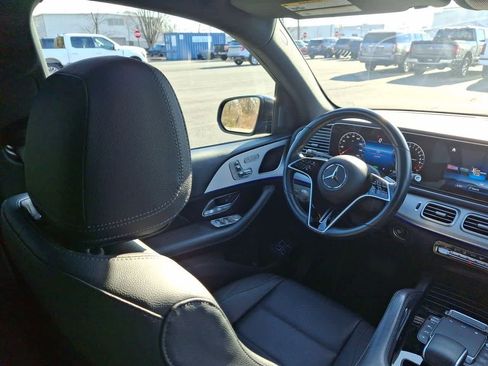 Used 2024 Mercedes-Benz GLE 450e 4MATIC image 15