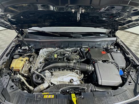 Used 2020 Mercedes-Benz GLB 250 GLB 250 image 35