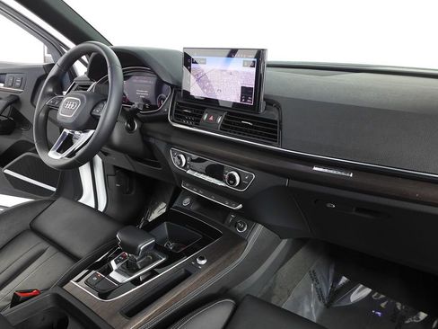 Used 2023 Audi Q5 2.0T Premium Plus image 13