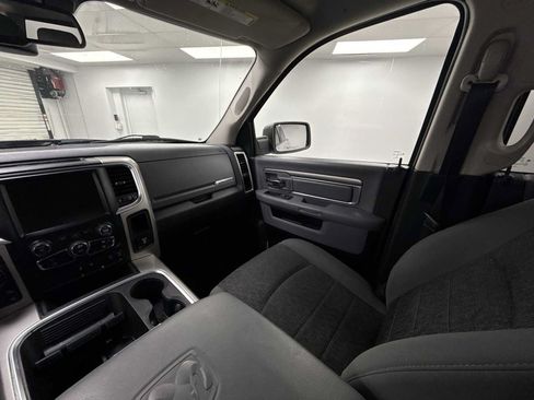 Used 2017 RAM 1500 Big Horn AWD/4WD image 11