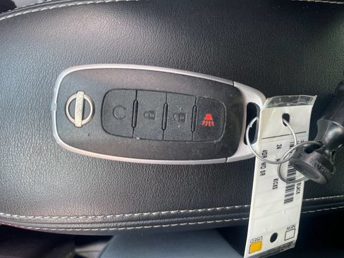 Certified 2024 Nissan Kicks SR w/ SR Premium Package FWD image 29